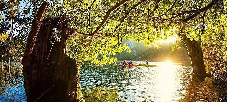 ASTURIAS EN CANOA